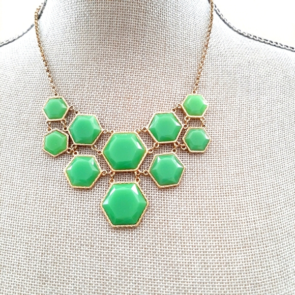 Beautiful Statement Necklace - Picture 1 of 2